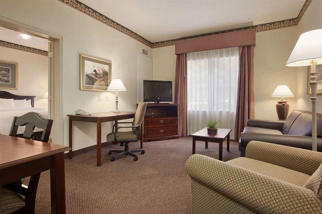 Homewood Suites By Hilton Charleston - Mount Pleasant Room photo